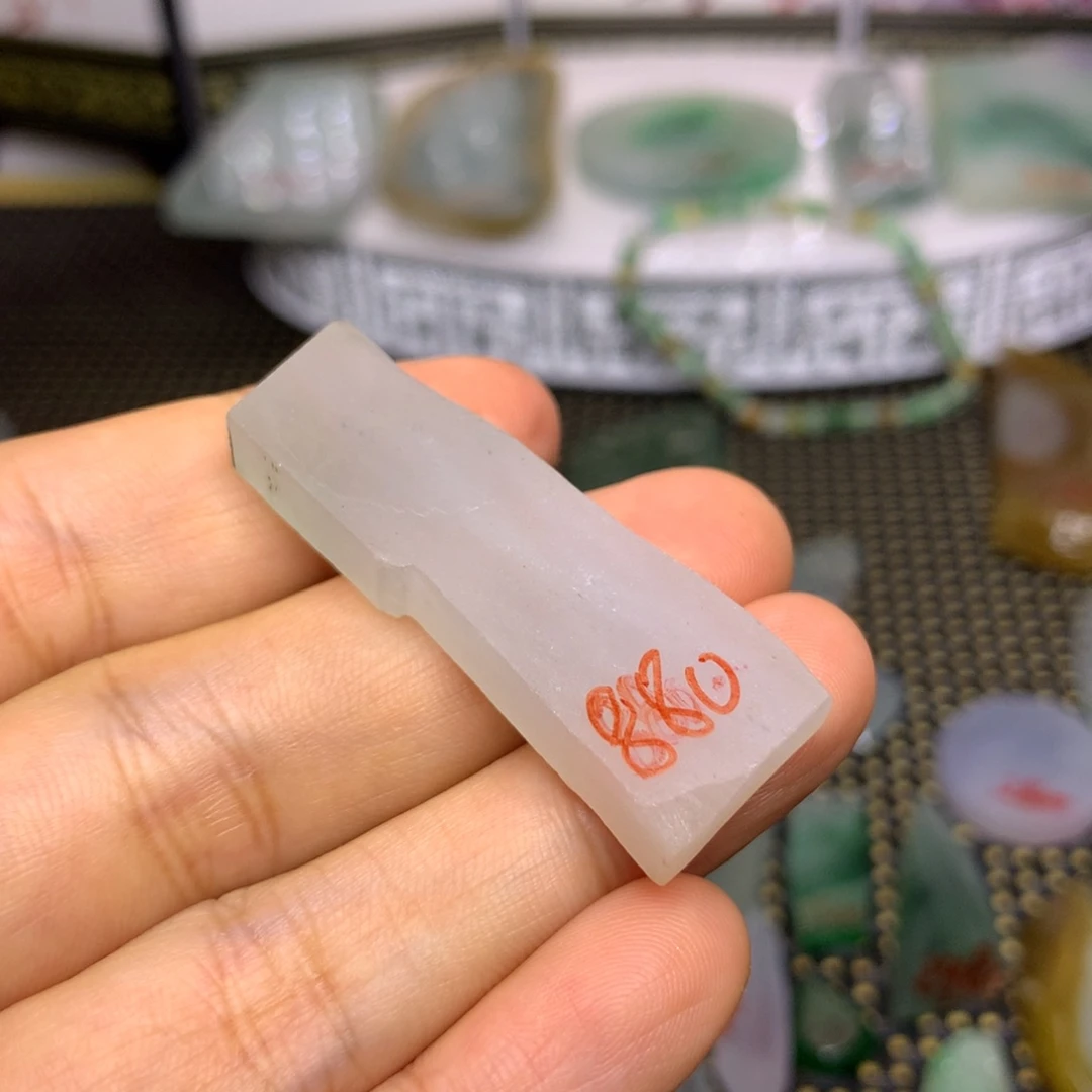 定制翡翠未镶嵌天然翡翠A货