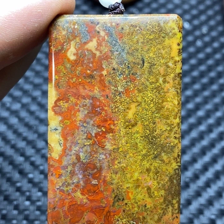 玛瑙/玉髓颈饰未镶嵌史****2