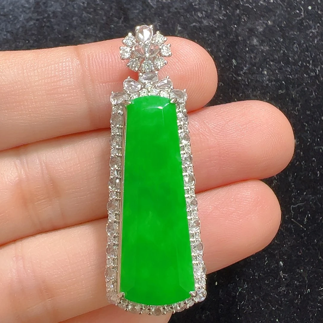 翡翠18K金镶嵌吊坠(不含链)