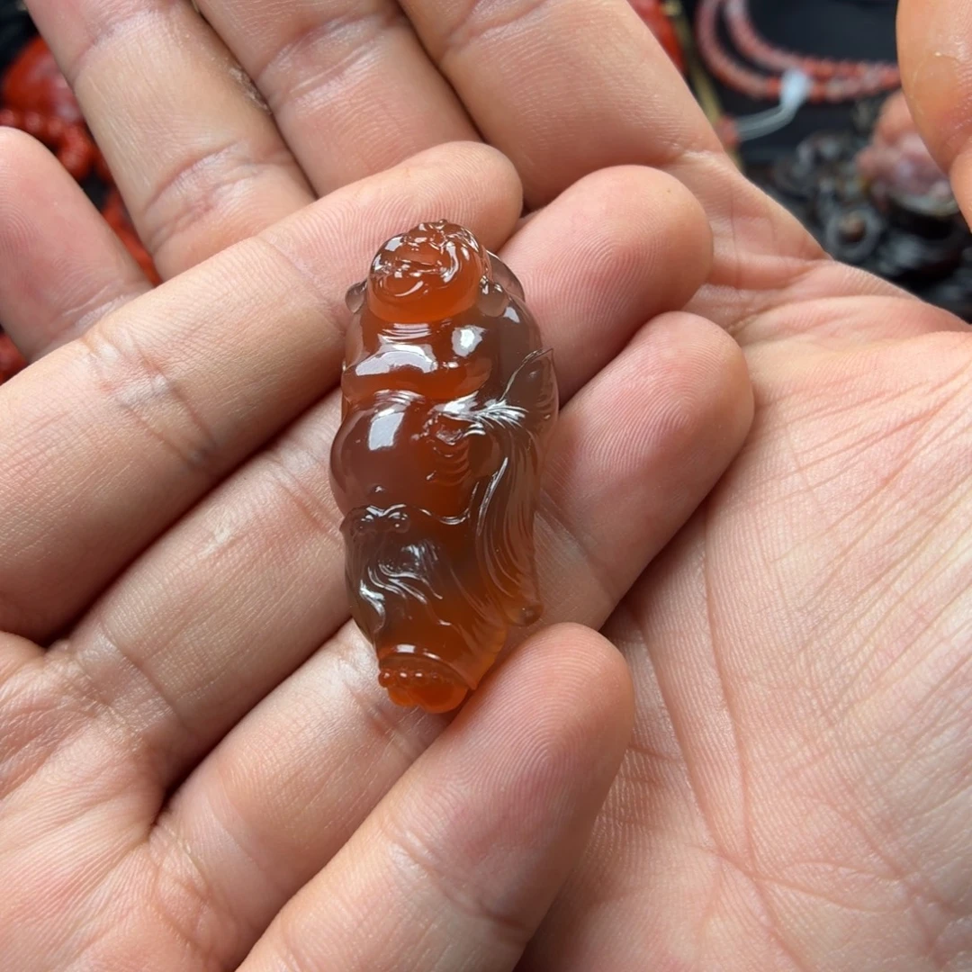 凭***风南红玛瑙未镶嵌挂件