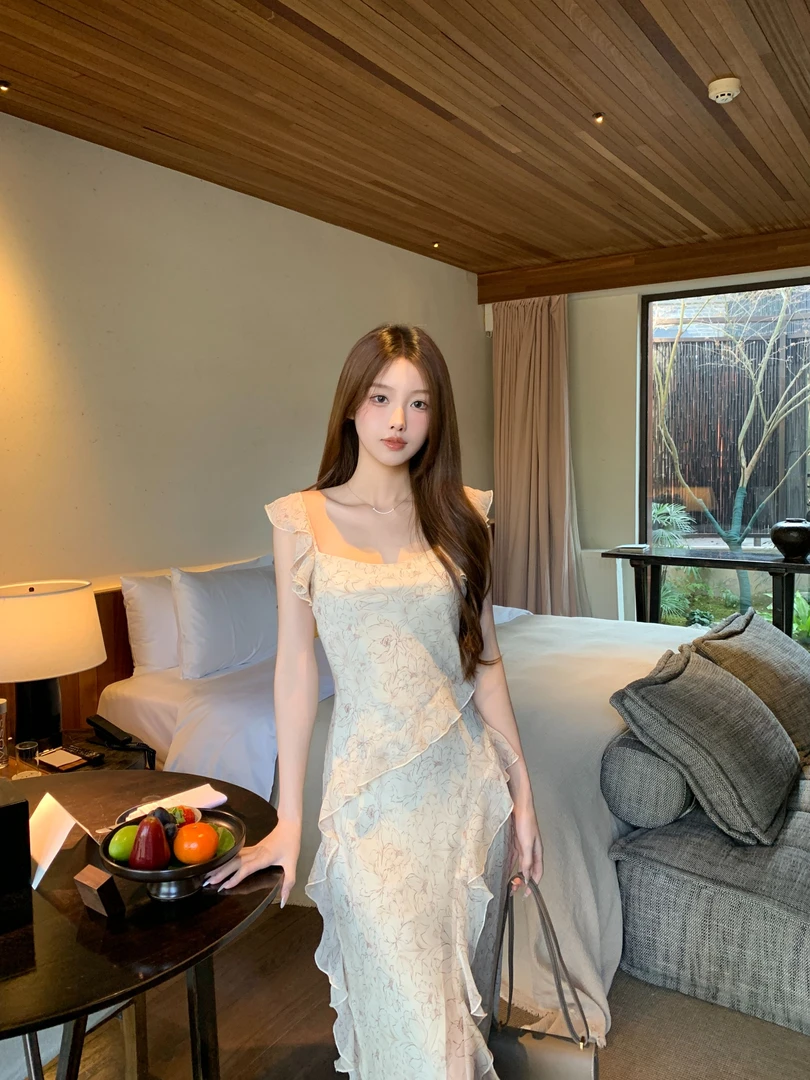 Breezy Z 法式印花荷叶边吊带长裙碎花设计感显瘦连衣裙 BZ4LSL10