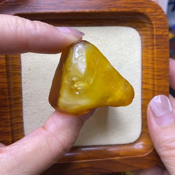 未镶嵌定制琥珀敏