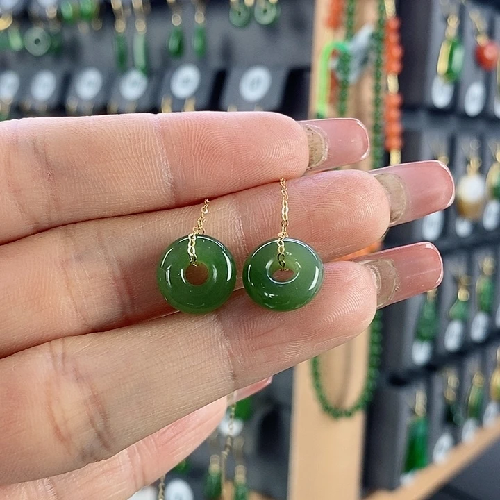 和田玉18K金镶嵌耳饰