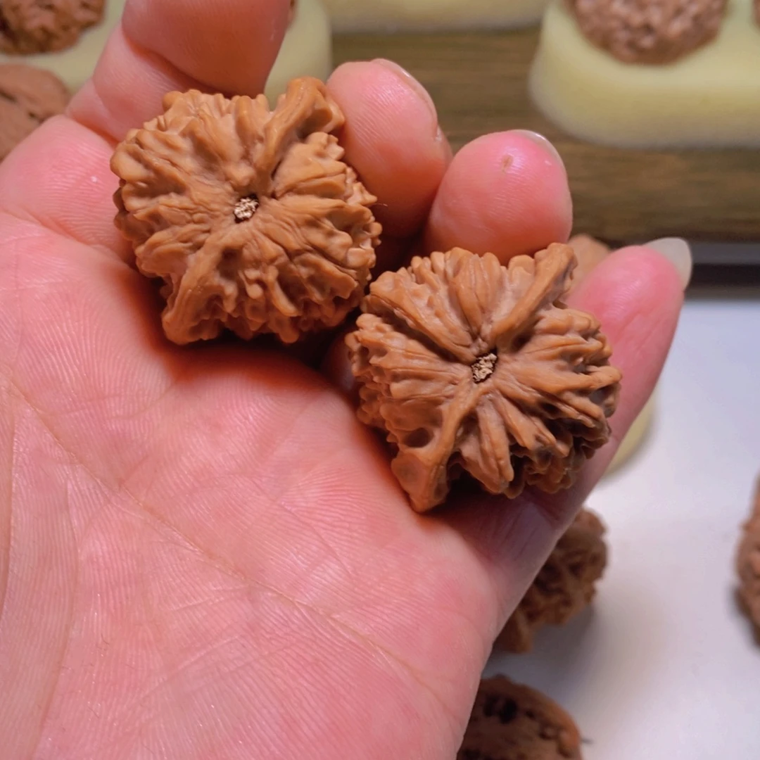 阑***。文玩核桃吊坠文玩核桃非嫁接马老四