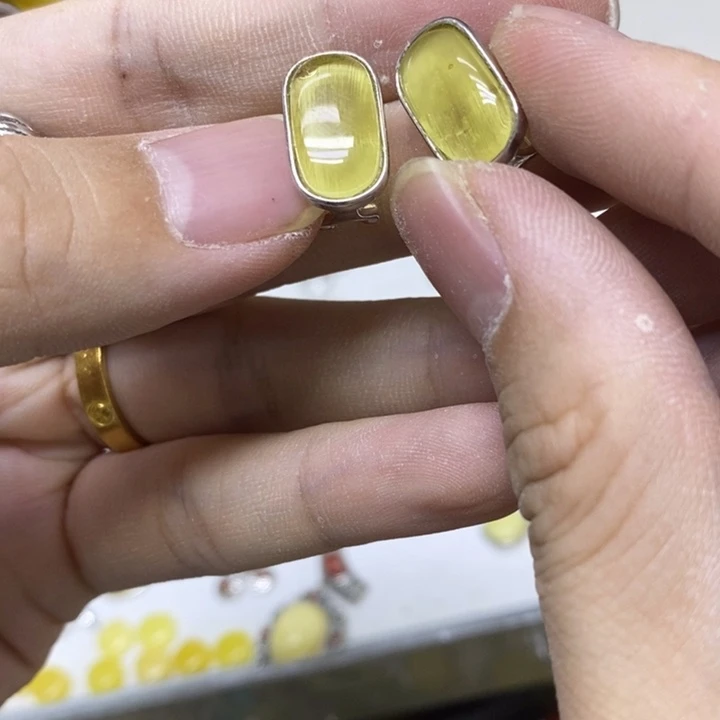 蜜蜡银S925镶嵌裸石耳扣