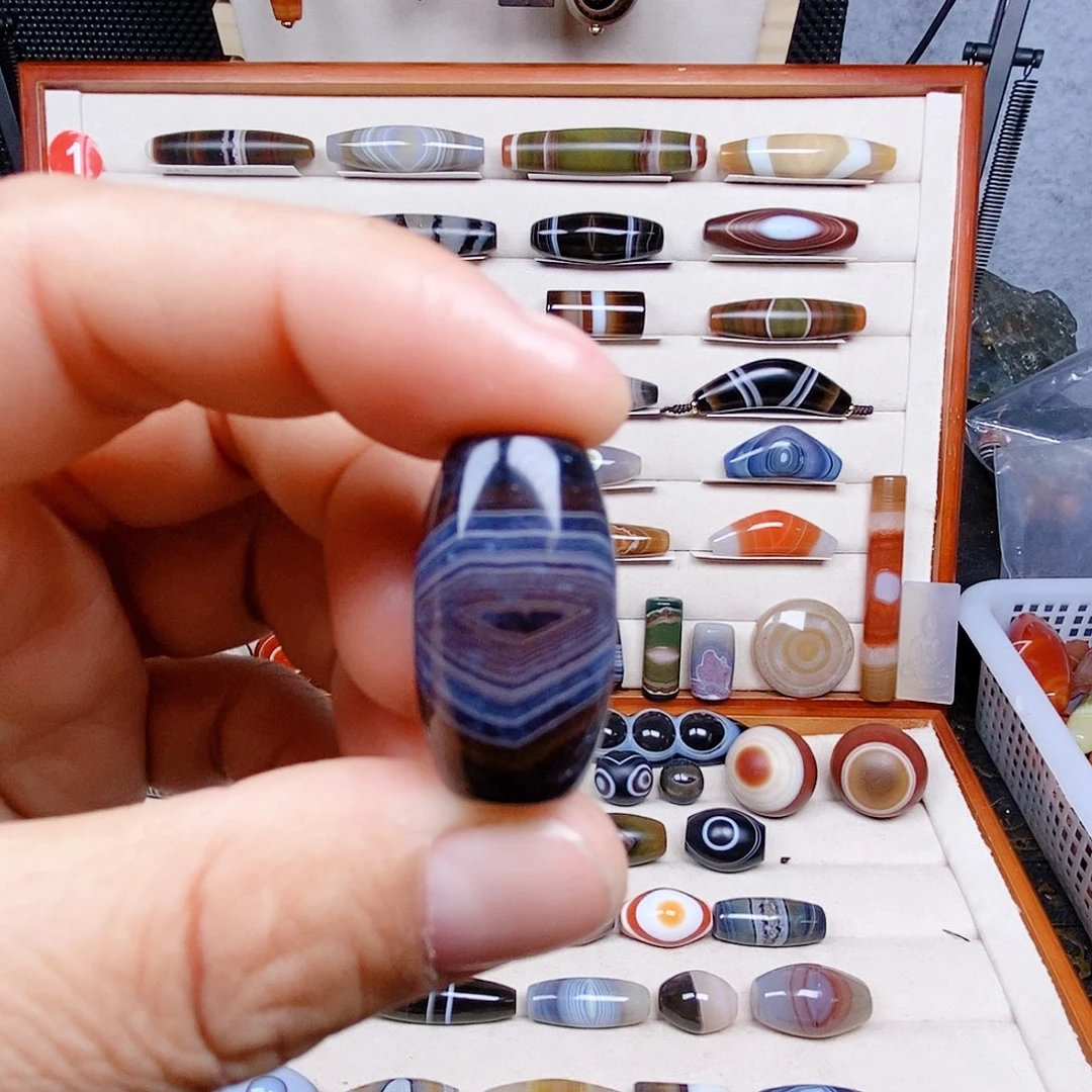 合金玛瑙/玉髓珠宝奇石