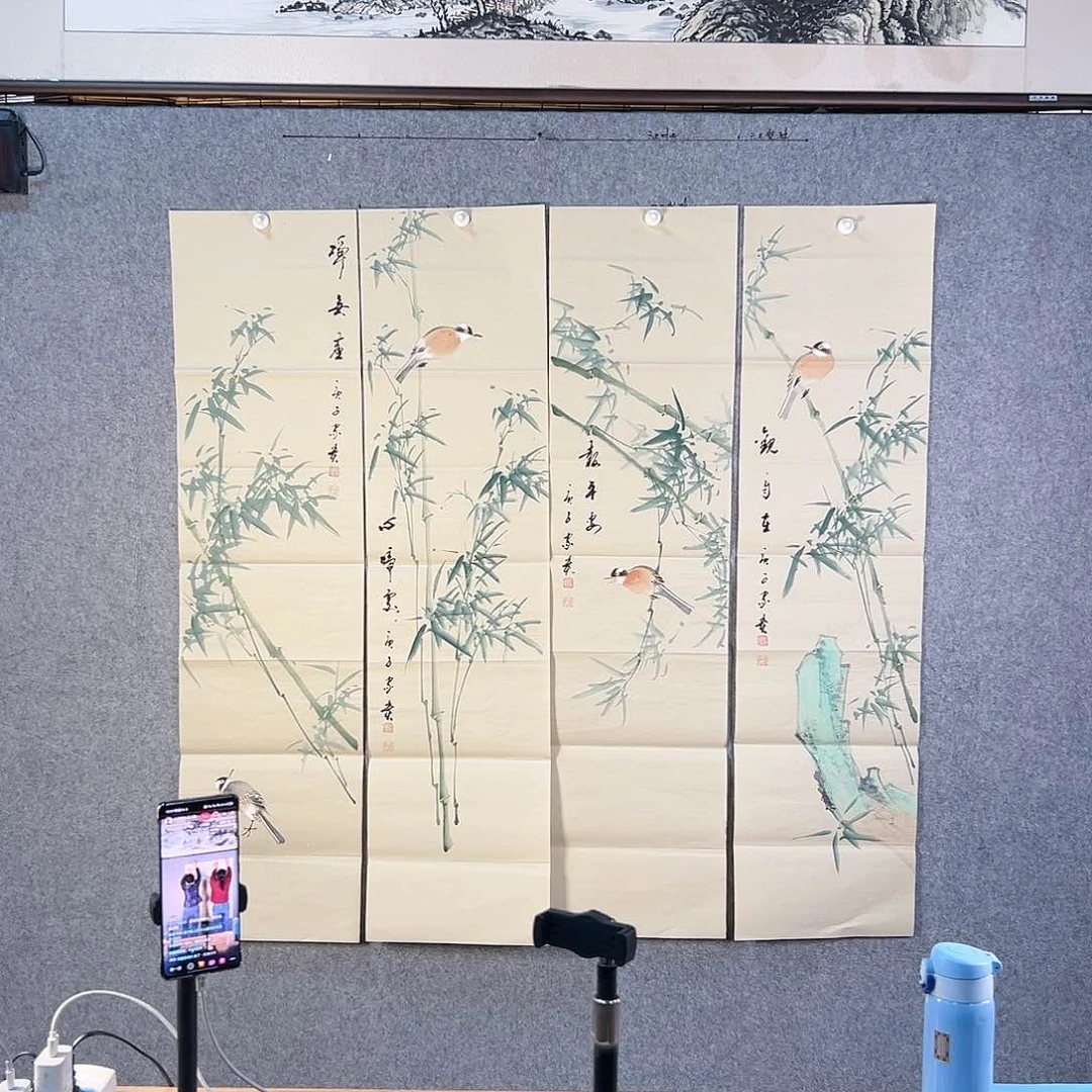 国画544 花鸟在此处飞翔也有了