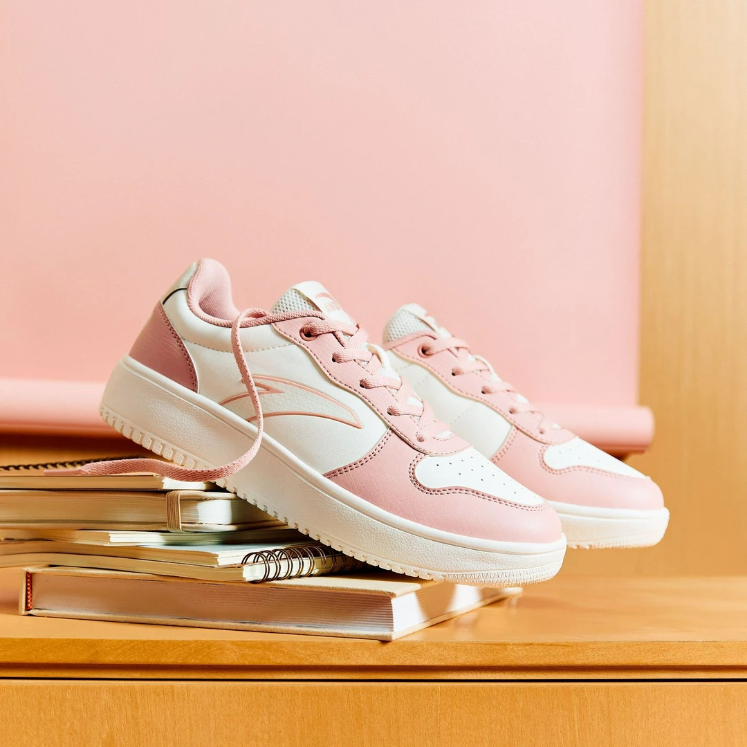 安踏轻程板鞋休闲舒适软底防滑新款时尚百搭运动922538039