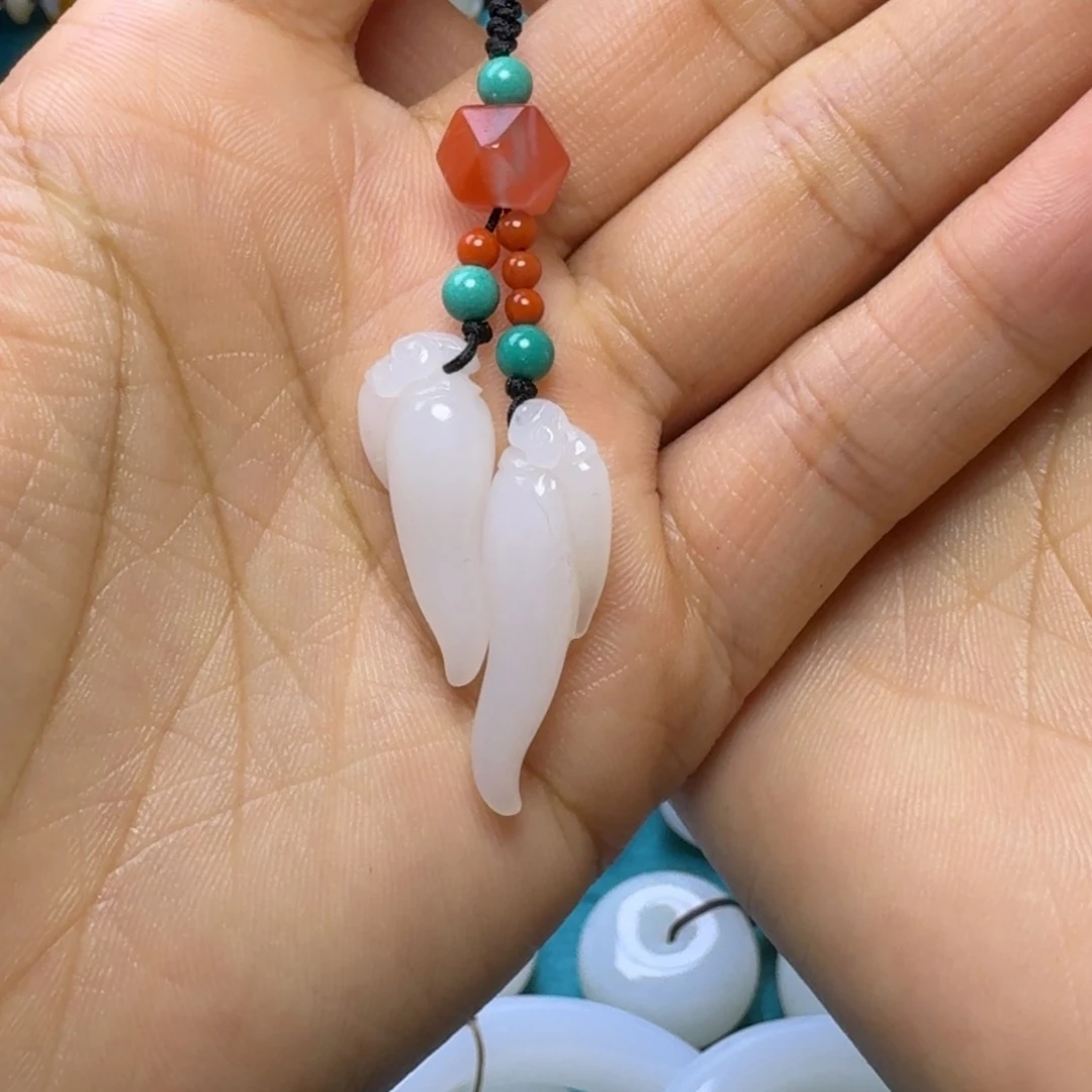 和田玉颈饰未镶嵌