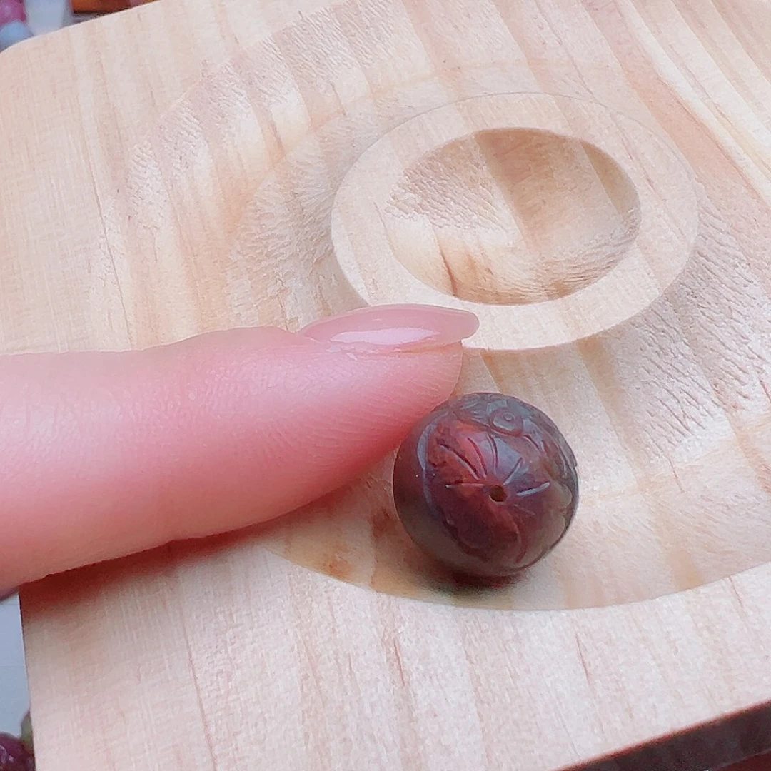 未镶嵌盐源玛瑙定制石英质玉