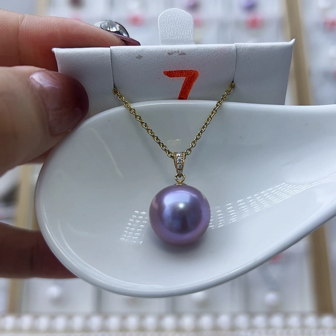 淡水珍珠吊坠(赠链)18K金镶嵌