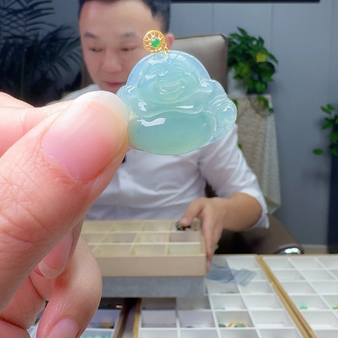 翡翠18K金镶嵌吊坠(不含链)天然