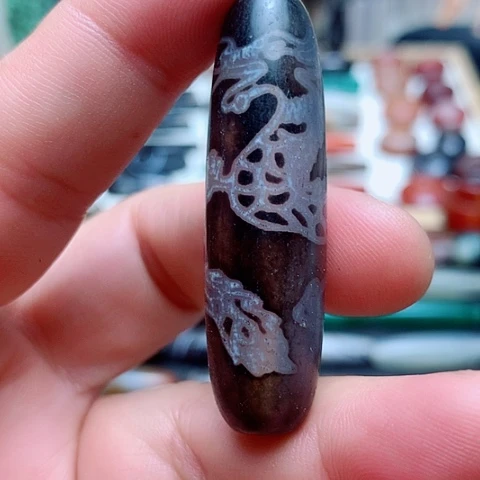 玛瑙/玉髓颈饰合金