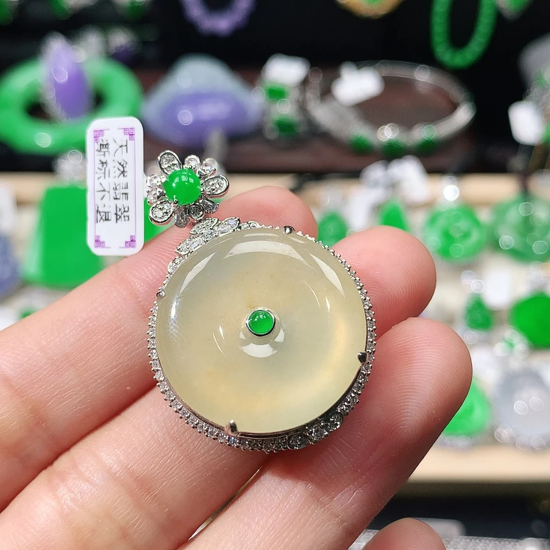 吊坠(不含链)18K金镶嵌翡翠