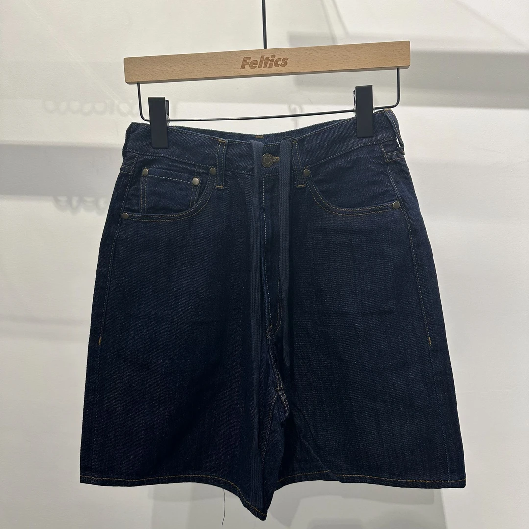 男女同款夏季时尚百搭丹宁休闲牛仔短裤-F83CK189