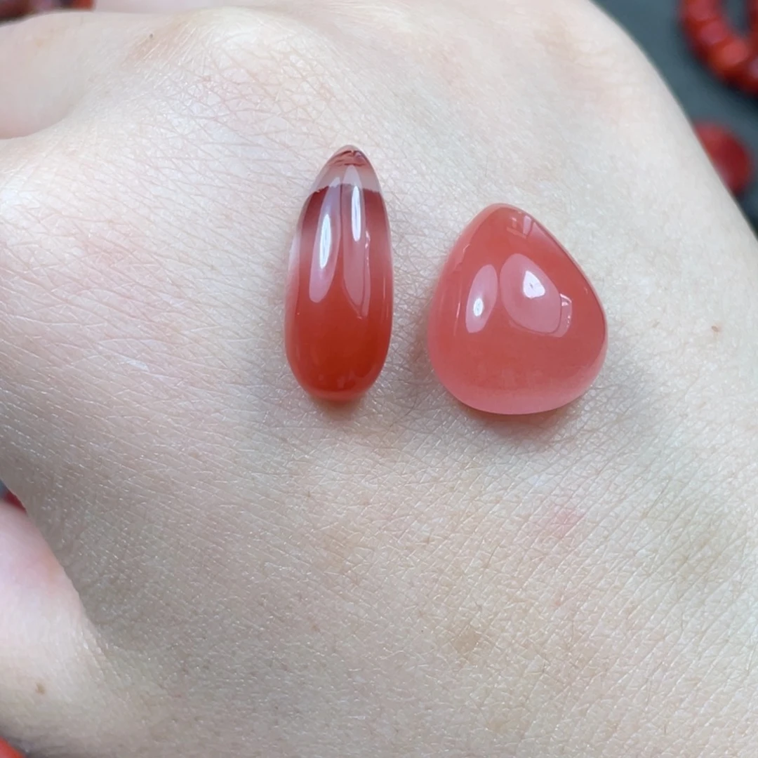 南红玛瑙未镶嵌颈饰