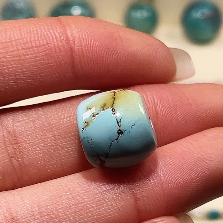 绿松石未镶嵌吊坠