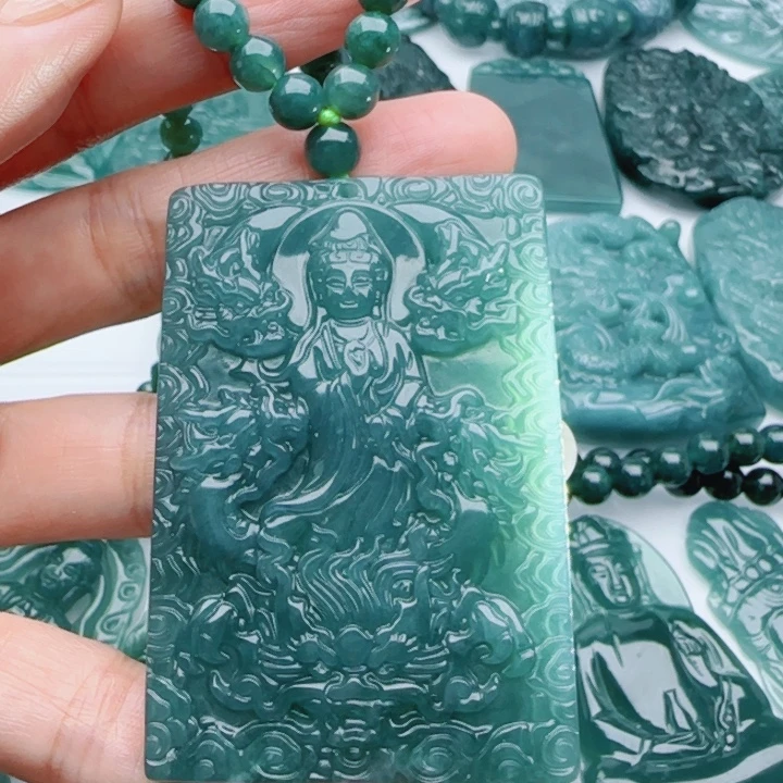 翡翠未镶嵌颈饰多样性发货天然A货翡翠