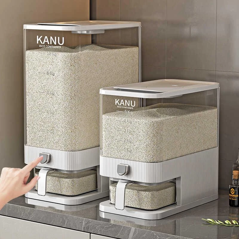 日本精工米桶新款防虫防潮食品级密封米缸装大米储米箱米粮收纳盒