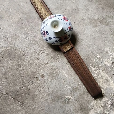 瓷，，，，，，，，，，，，，，，，，，，，