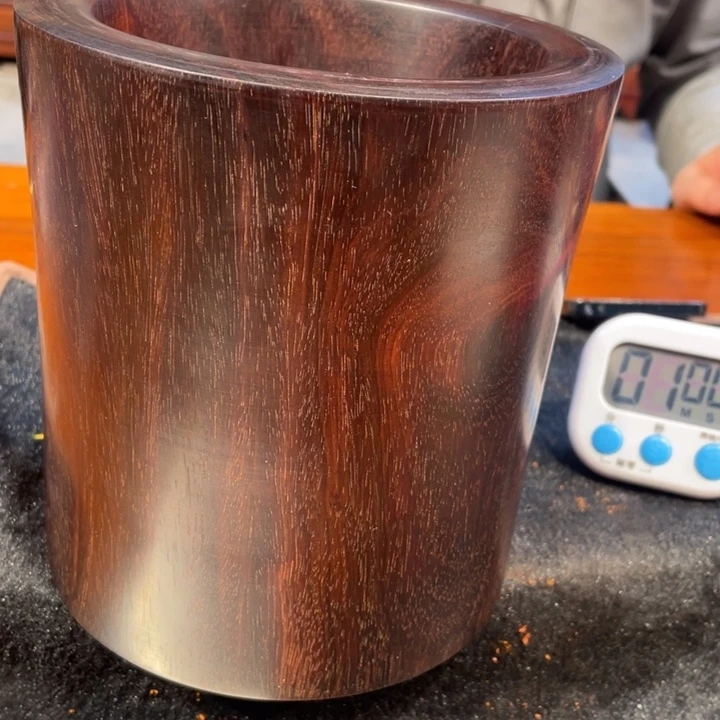 檀香紫檀（小叶紫檀）稻*壳笔筒