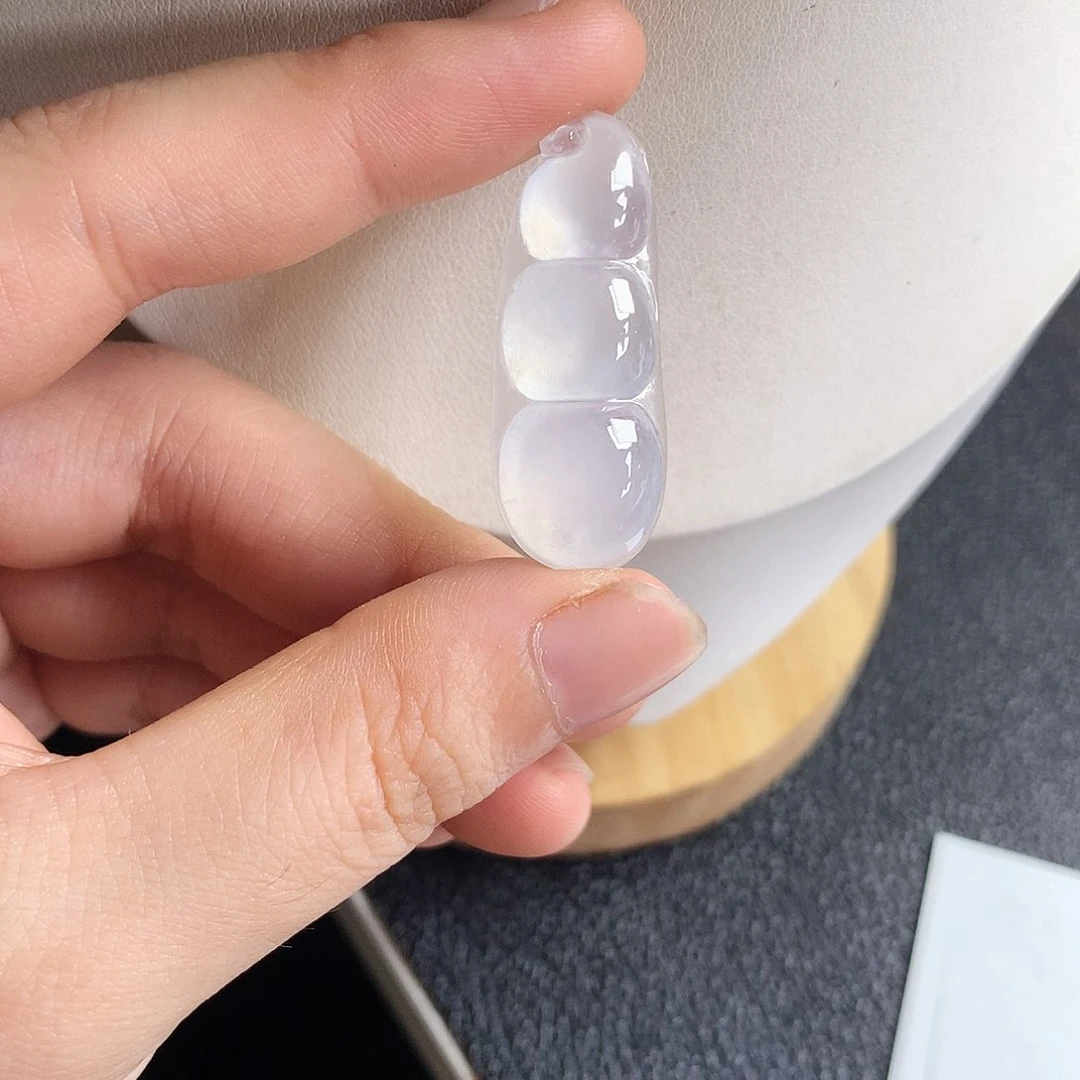 项链未镶嵌翡翠豆子