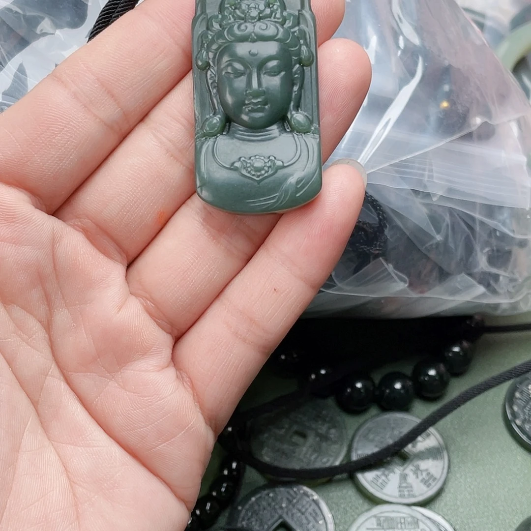 *****未镶嵌手镯和田玉