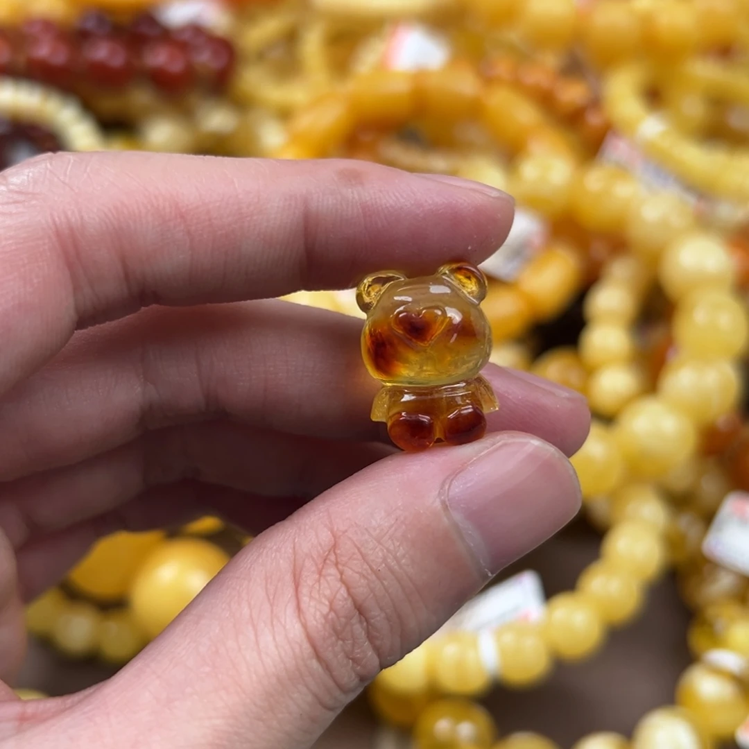 琥珀未镶嵌珠宝奇石