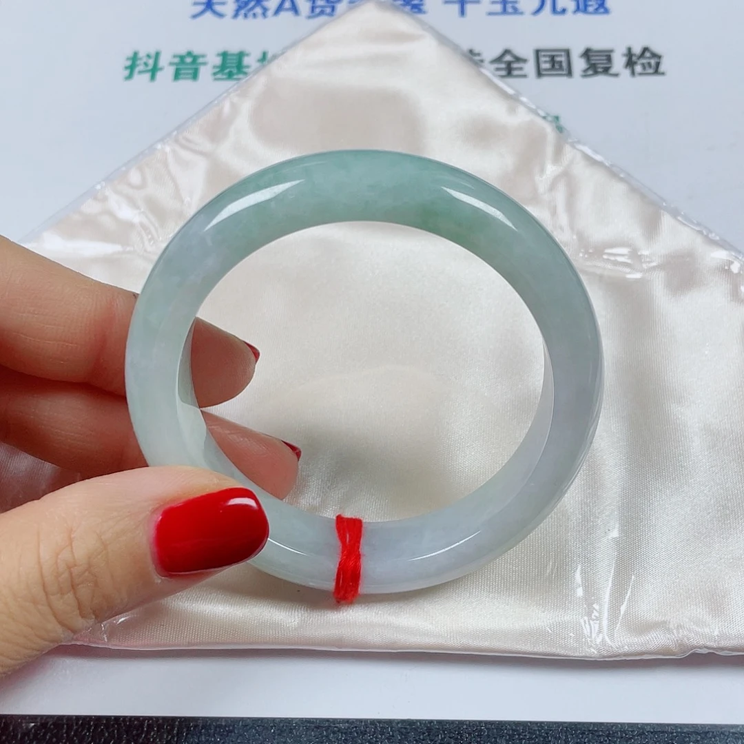 翡翠未镶嵌手镯圈口57.4宽14厚8.9