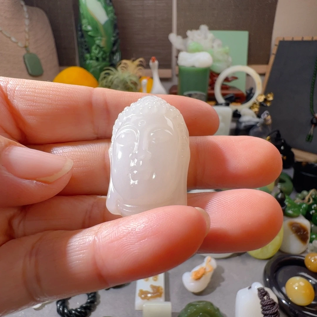 和田玉（糖玉）未镶嵌颈饰