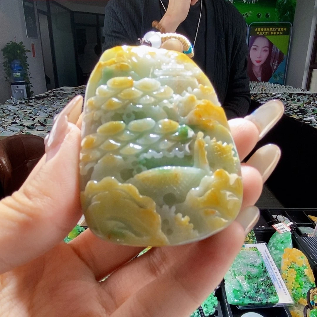 颈饰未镶嵌翡翠翡翠