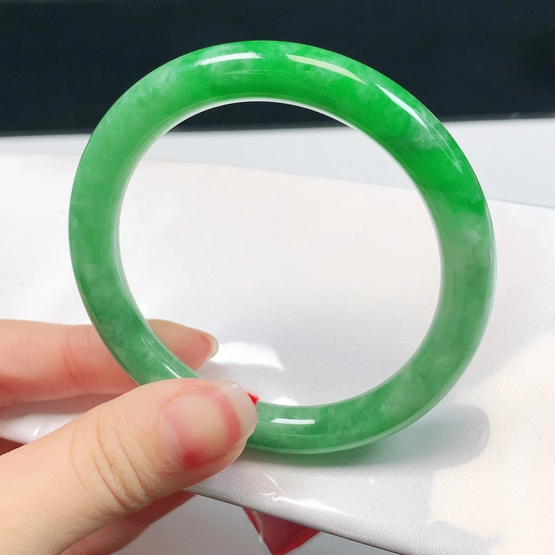 翡翠未镶嵌手镯1491