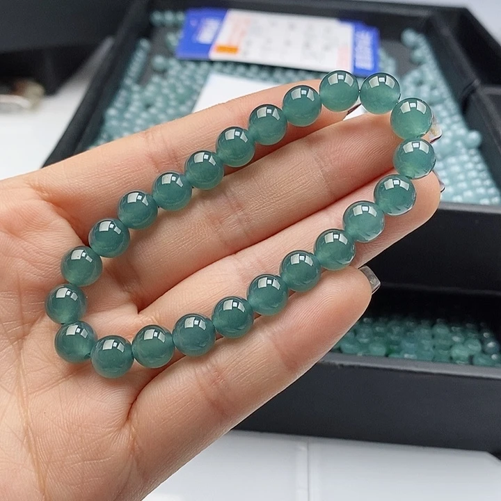 翡翠手链未镶嵌绯***朵