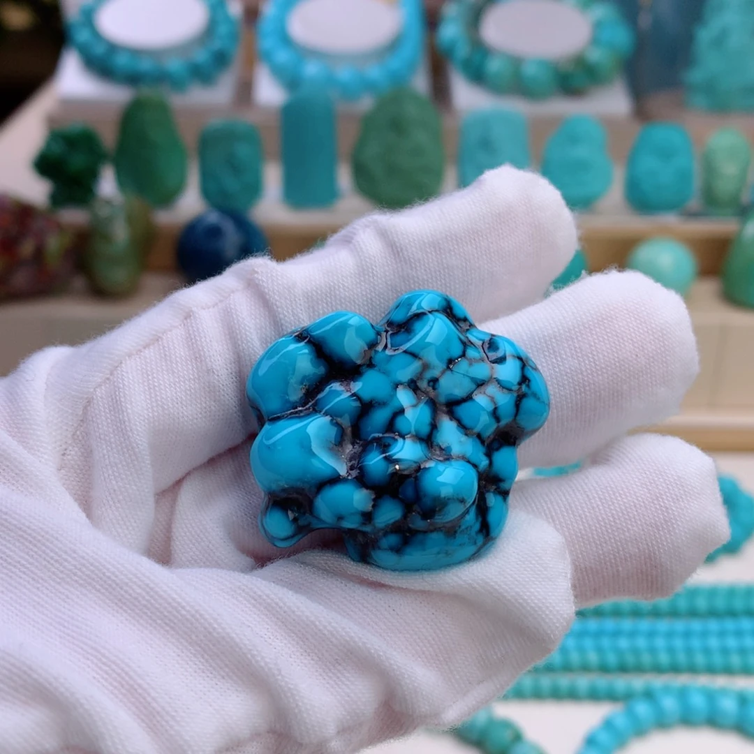 绿松石未镶嵌挂件