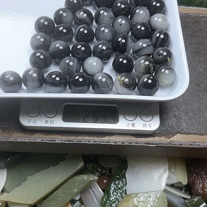 和田玉（糖玉）和田玉边角料9K金镶嵌用****界