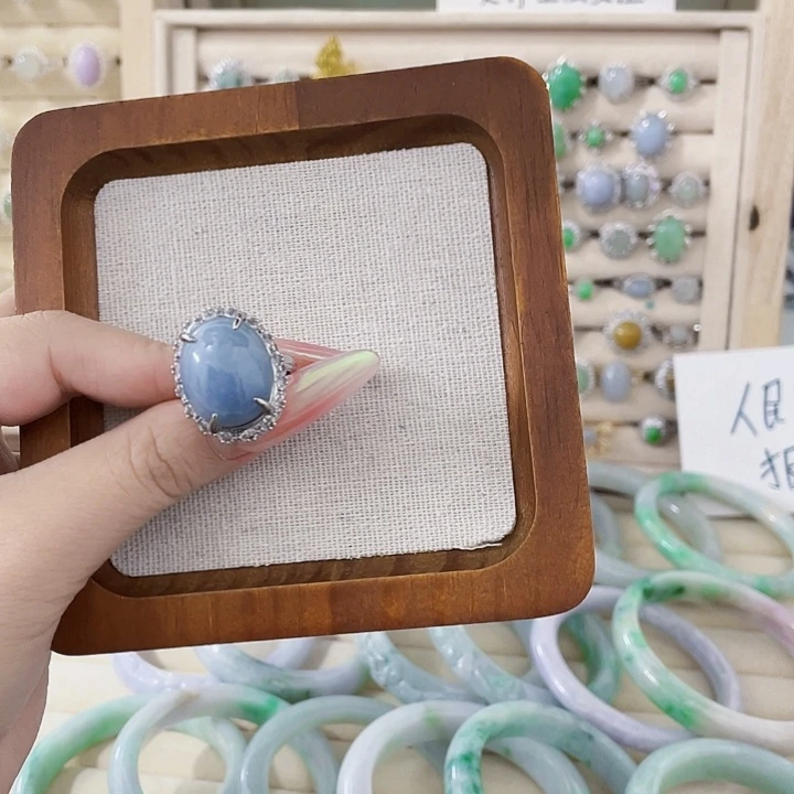 翡翠未镶嵌颈饰天然翡翠Ａ货