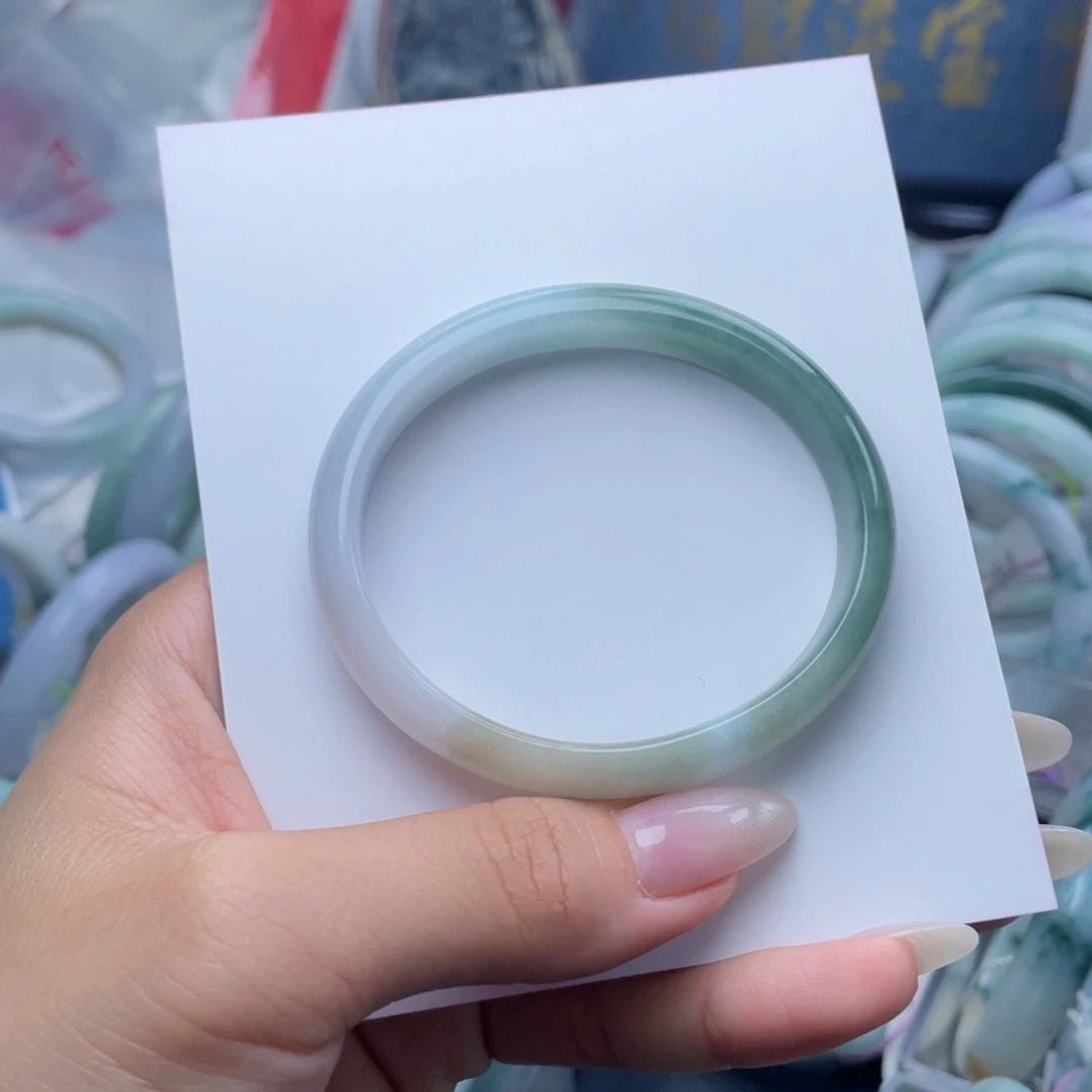 翡翠未镶嵌手镯56（贵妃）不要需要包容）