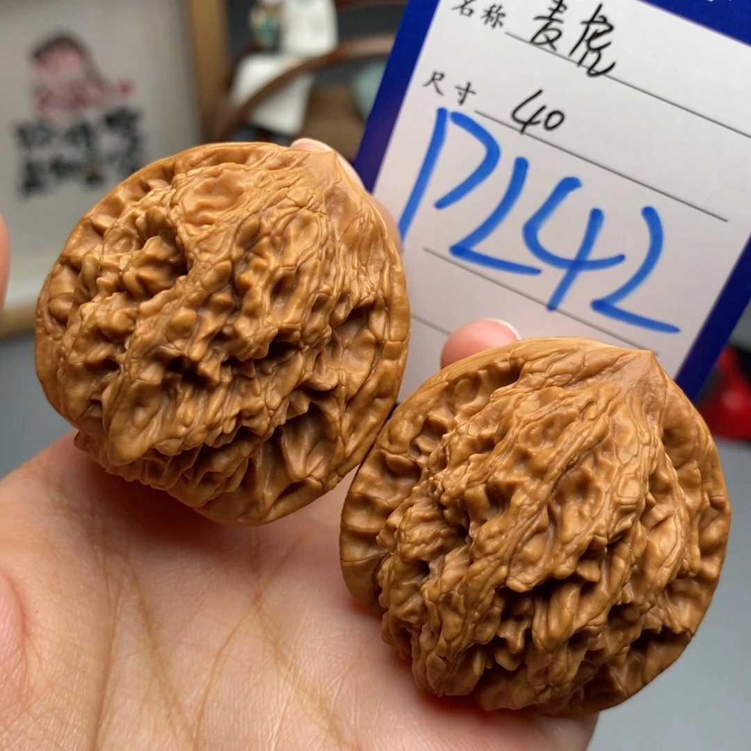 吊坠文玩核桃麦虎40