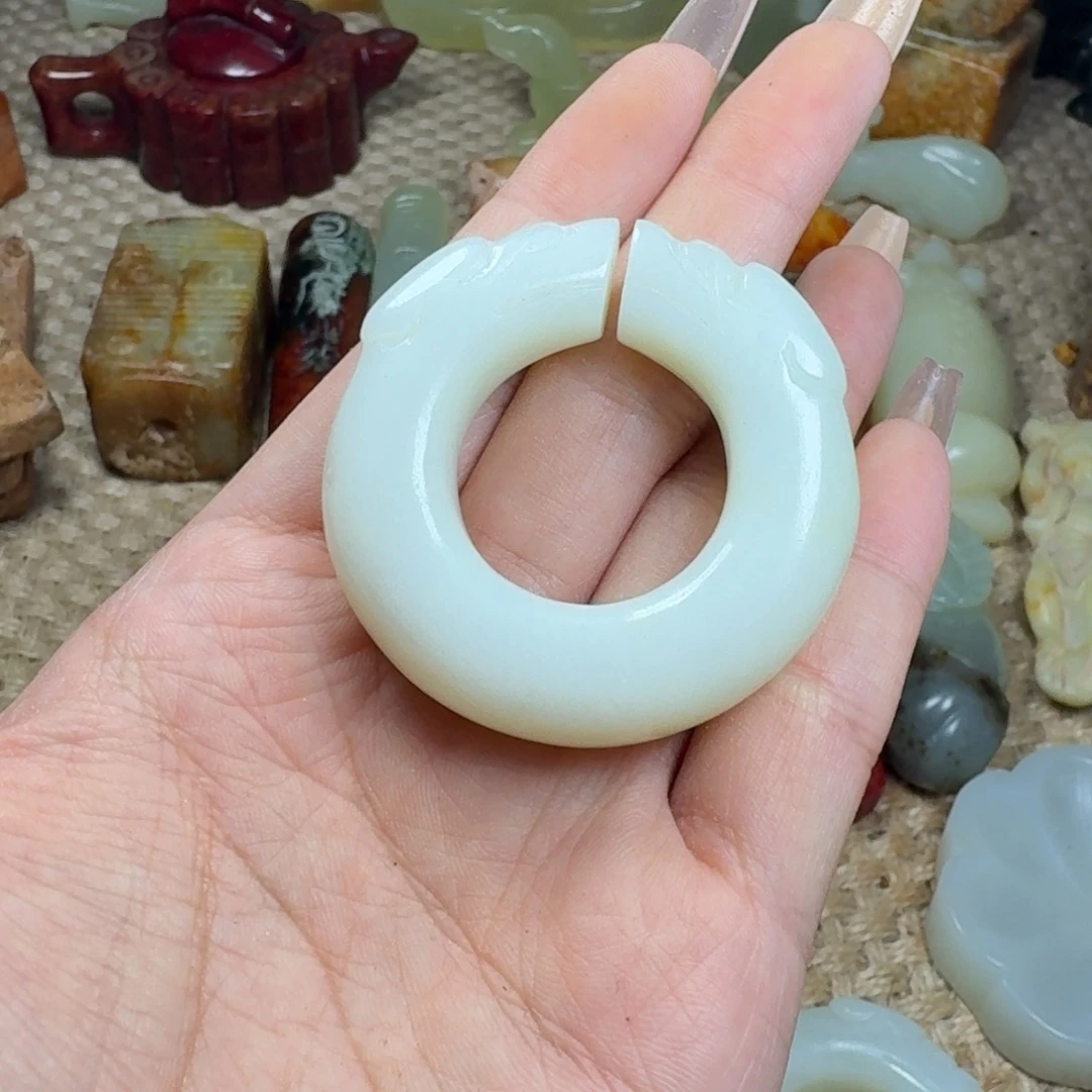 沉***人吊坠白玉菩提挂件