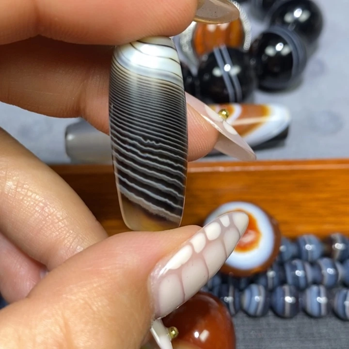 未镶嵌颈饰玛瑙/玉髓