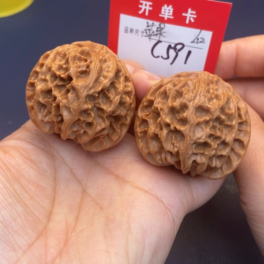 文玩核桃吊坠文玩核桃