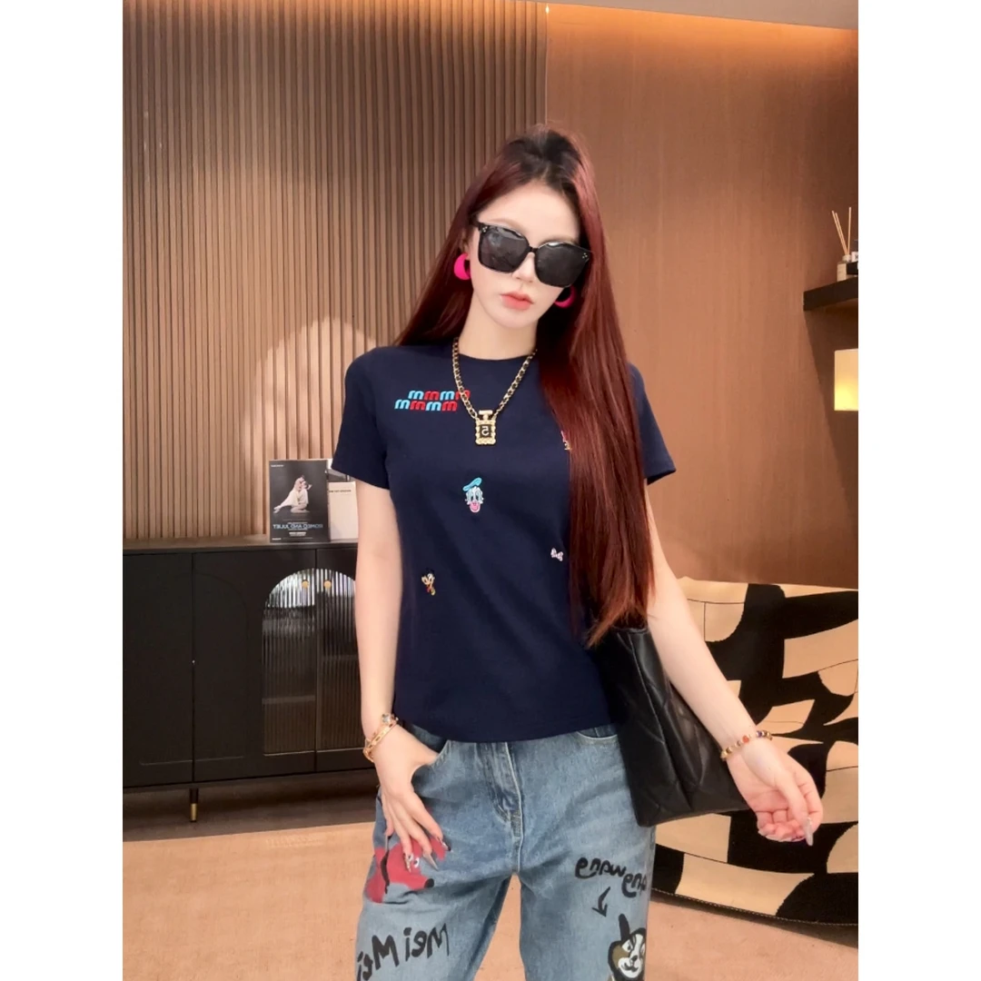 【温迪】2025夏季 新款百搭圆领字母T恤简约显瘦短袖刺绣上衣151