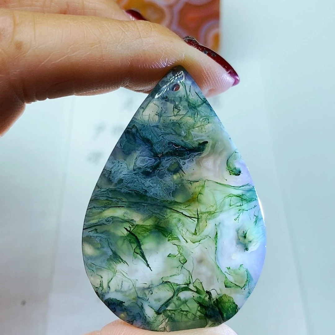 玛瑙/玉髓颈饰未镶嵌根**石