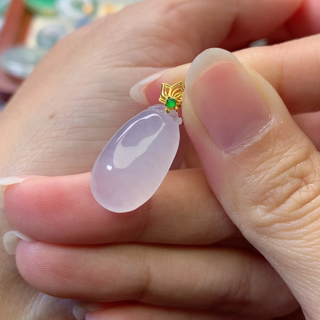 【闪购商品】吊坠(赠链)18K金镶嵌翡翠