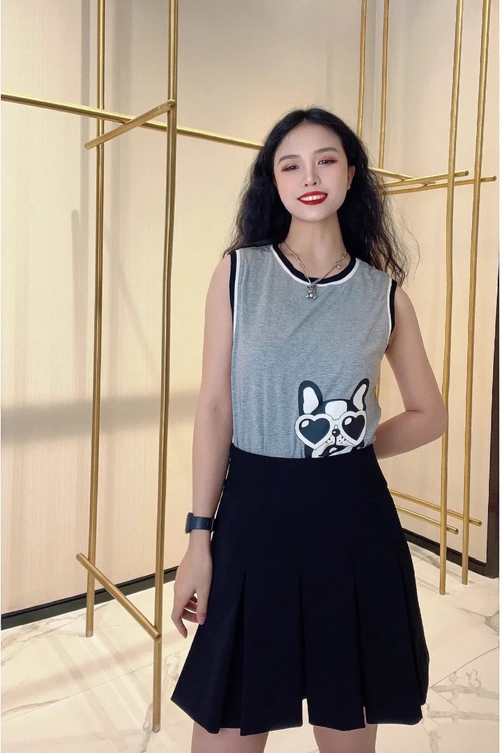 不支持退换 5300813 时尚软糯背心