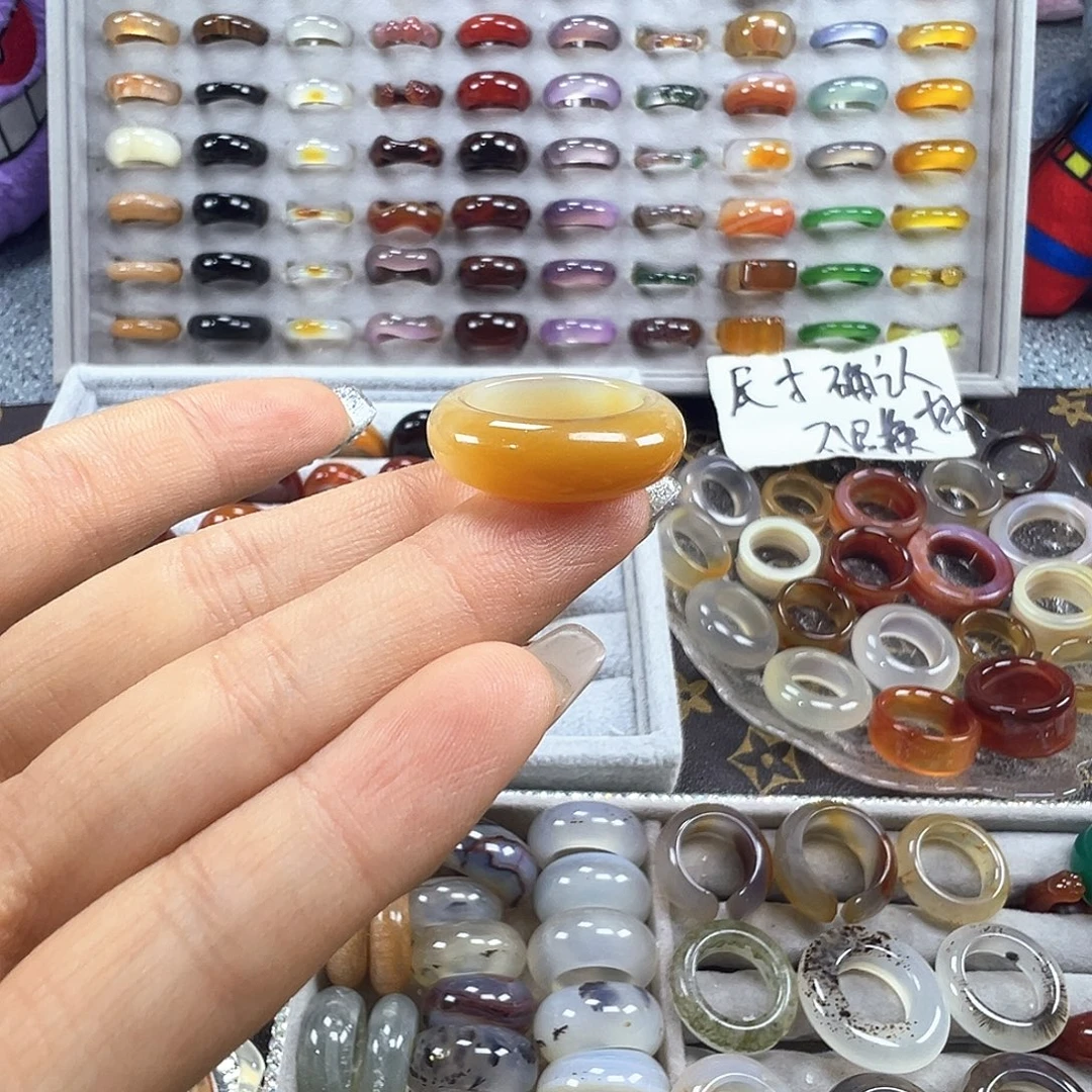 玛瑙/玉髓未镶嵌戒指B16不退换17.2港15