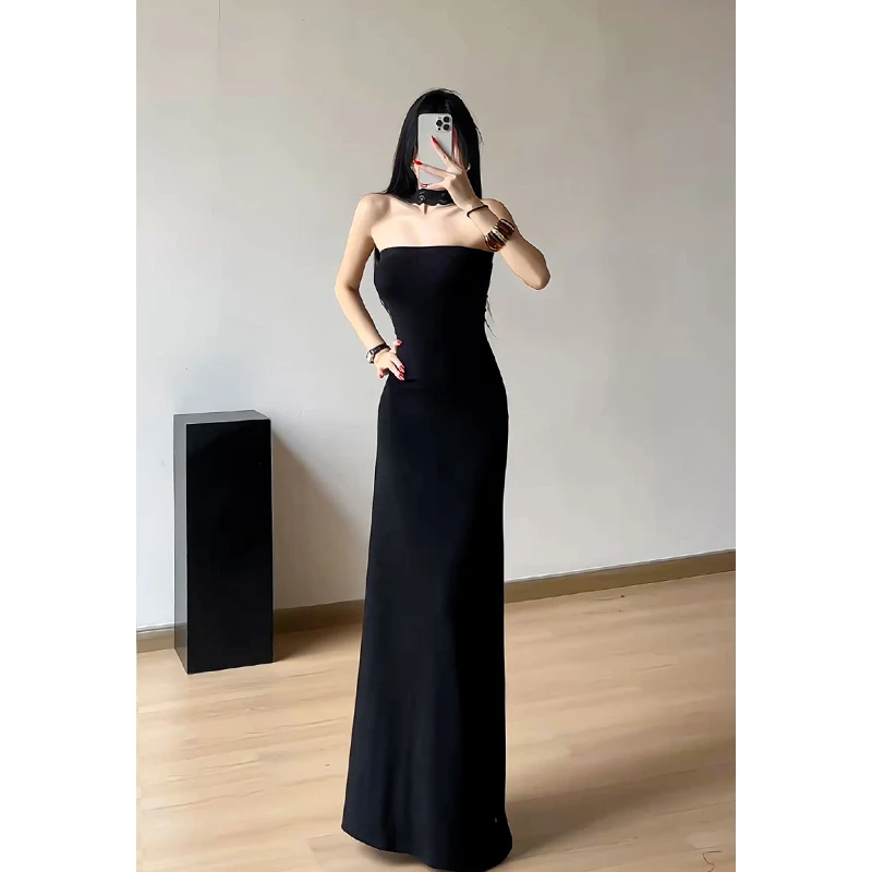 前后两穿法式复古高级感抹胸针织连衣裙修身性感温柔长裙小黑裙女