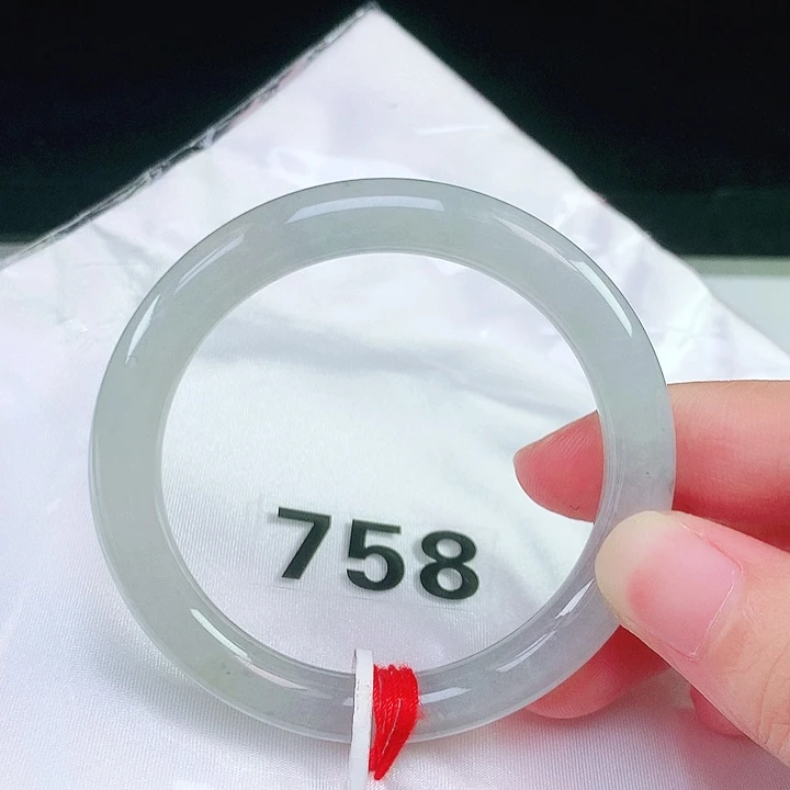 翡翠未镶嵌手镯翡翠手镯