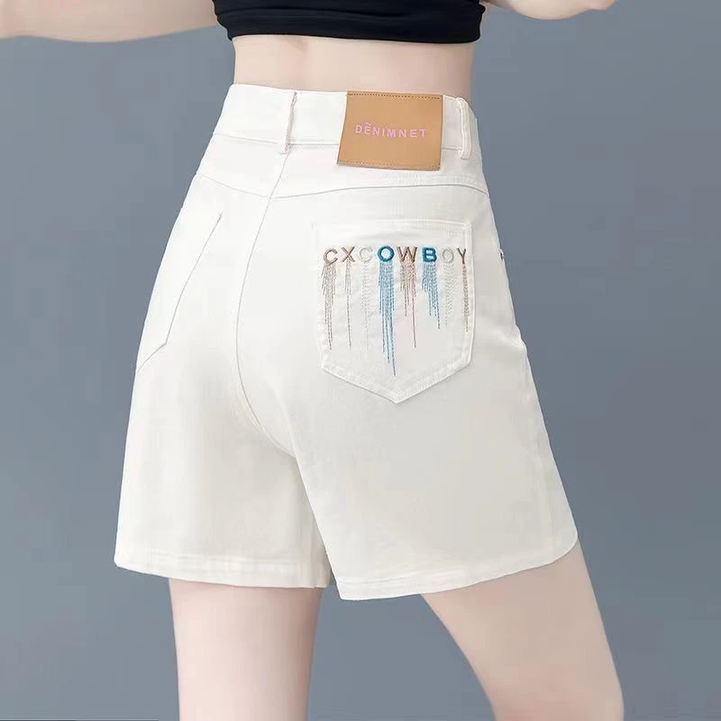 白色薄款牛仔刺绣短裤2025夏季新款高腰弹力显瘦百搭宽松四分热裤