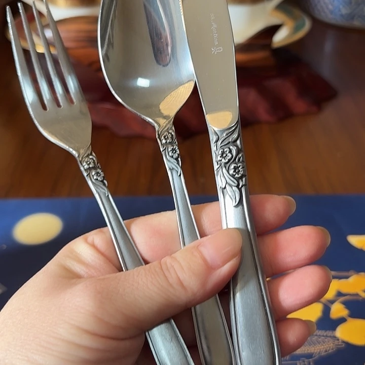 瓷11013火星人大号三只